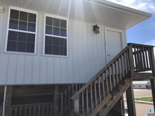 231 S 5th St, Menno, SD 57045 - view of exterior entry