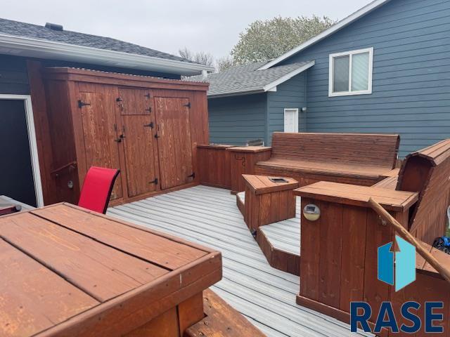 5813 W Clay St, Sioux Falls, SD 57106 - view of wooden deck