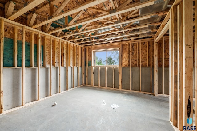 851 N 4th Ave, Canistota, SD 57012 - view of miscellaneous room