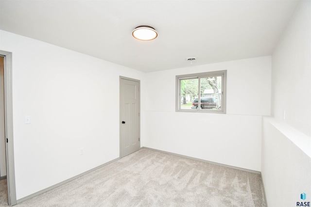 4301 E 28th St, Sioux Falls, SD 57103 - empty room featuring light colored carpet