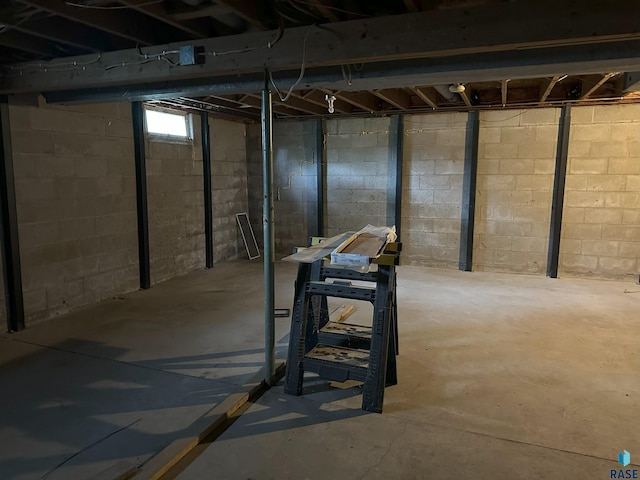 800 N Poplar St, Bridgewater, SD 57319 - view of basement