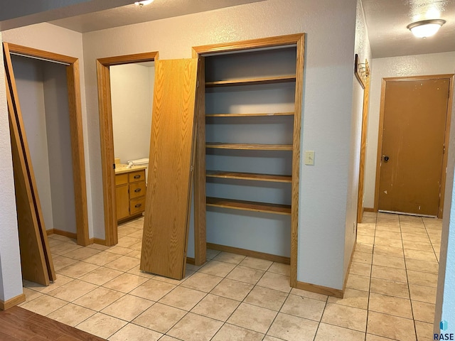 800 N Poplar St, Bridgewater, SD 57319 - view of closet