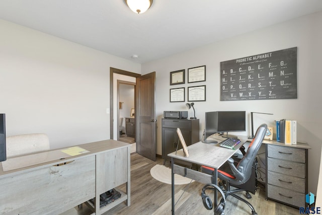 7305 W Jacob Cir, Sioux Falls, SD 57106 - home office with wood finished floors
