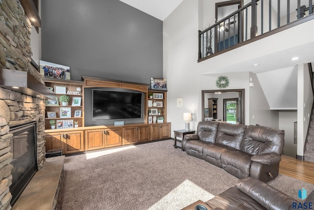 1301 S Hyannis Port Ln, Sioux Falls, SD 57106 - living area with high vaulted ceiling and a stone fireplace