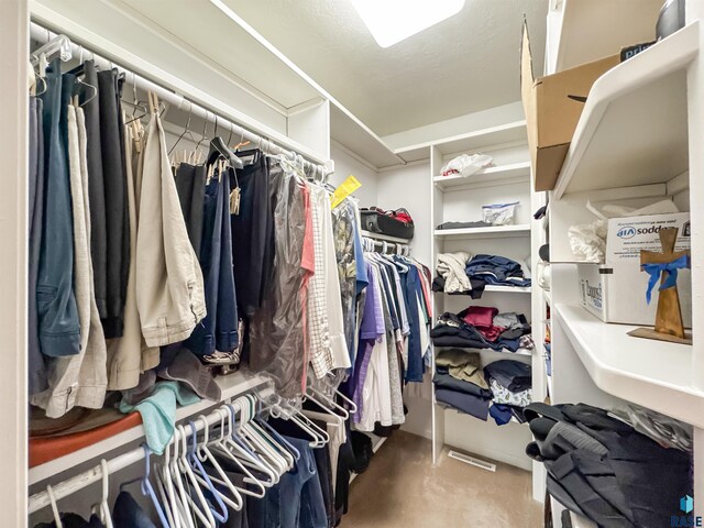 108 W Hazeltine Ln, Sioux Falls, SD 57108 - view of walk in closet
