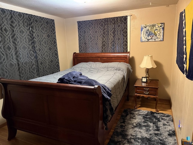 822 S Jessica Ave, Sioux Falls, SD 57103 - bedroom featuring wood finished floors