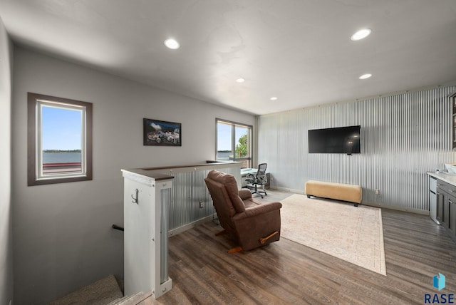 6604 Peninsula Pt, Wentworth, SD 57075 - living area with wood finished floors, recessed lighting, and baseboards