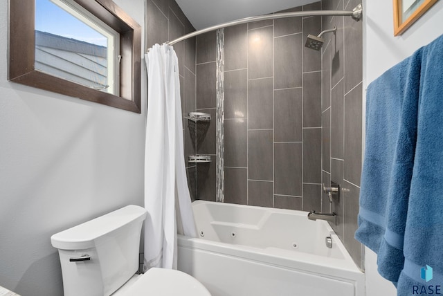 6604 Peninsula Pt, Wentworth, SD 57075 - bathroom with toilet and a combined bath / shower with jetted tub