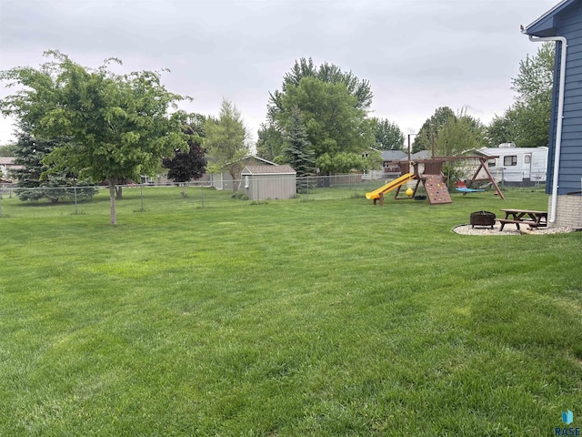 8000 W 44th St, Sioux Falls, SD 57106 - view of yard with a playground