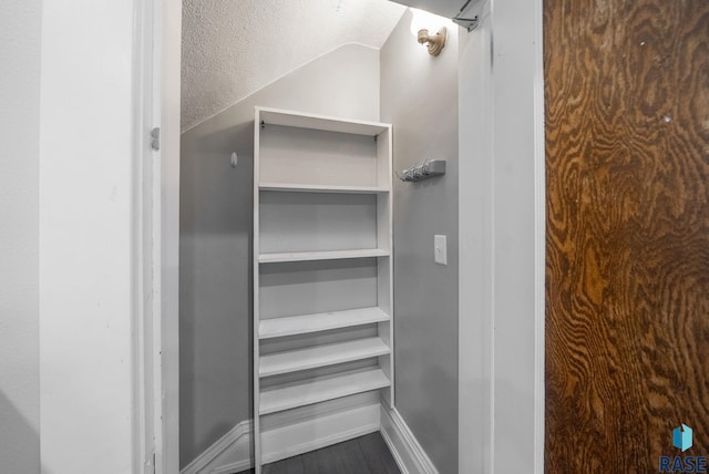 809 S Duluth Ave, Sioux Falls, SD 57104 - view of closet