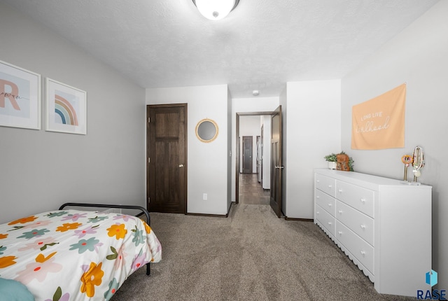 622 Creekside Trl, Harrisburg, SD 57032 - bedroom featuring light carpet and baseboards