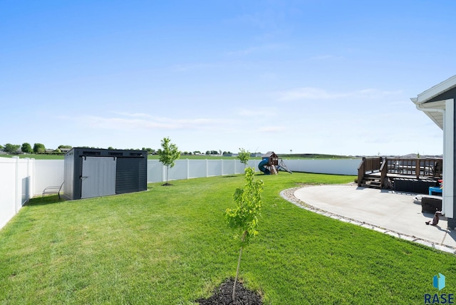 622 Creekside Trl, Harrisburg, SD 57032 - view of yard with a patio