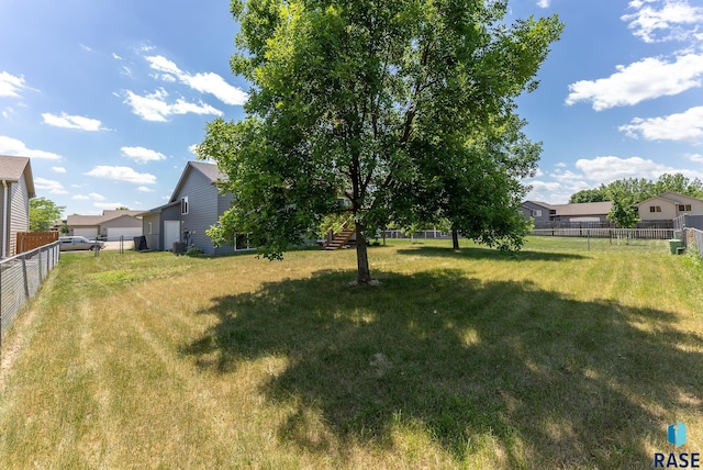 7104 W 68th St, Sioux Falls, SD 57106 - view of yard