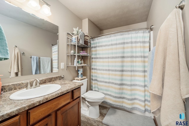 4314 W Shipton St, Sioux Falls, SD 57108 - full bathroom with toilet, vanity, curtained shower, and a textured ceiling