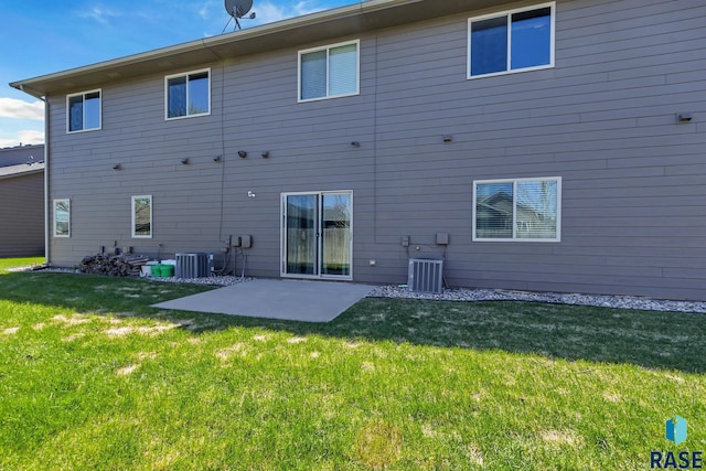 4314 W Shipton St, Sioux Falls, SD 57108 - back of house with a patio area, a lawn, and cooling unit