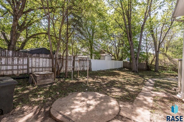 1205 W 14th St, Sioux Falls, SD 57104 - view of fenced backyard