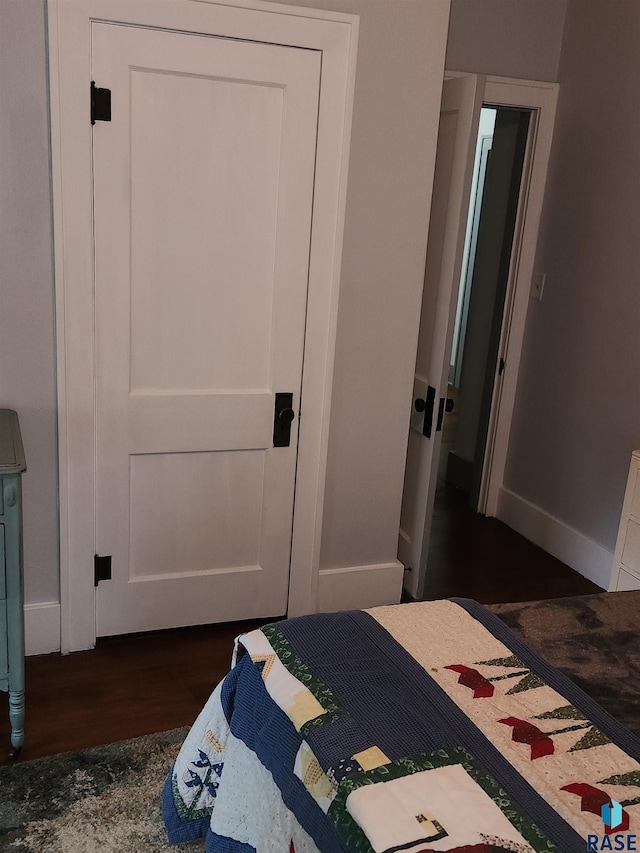 787 70th Ave, Beaver Creek, MN 56116 - bedroom with wood finished floors and baseboards