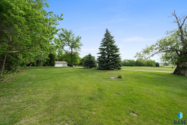 48484 262nd St, Valley Springs, SD 57068 - view of grassy yard
