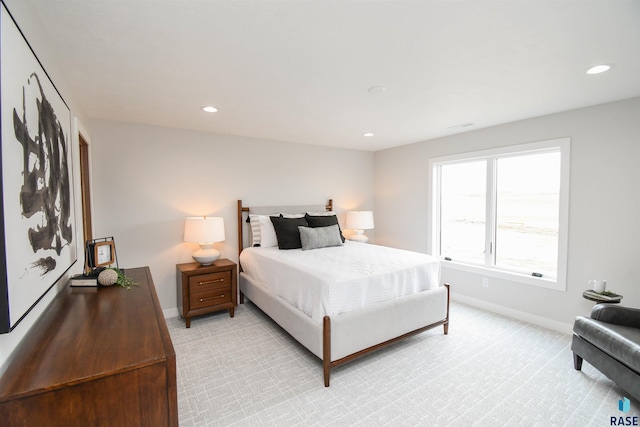 6504 E Hawker Trl, Sioux Falls, SD 57110 - bedroom featuring baseboards, light colored carpet, and recessed lighting