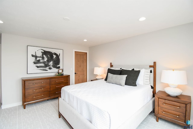 6504 E Hawker Trl, Sioux Falls, SD 57110 - bedroom featuring recessed lighting and light colored carpet