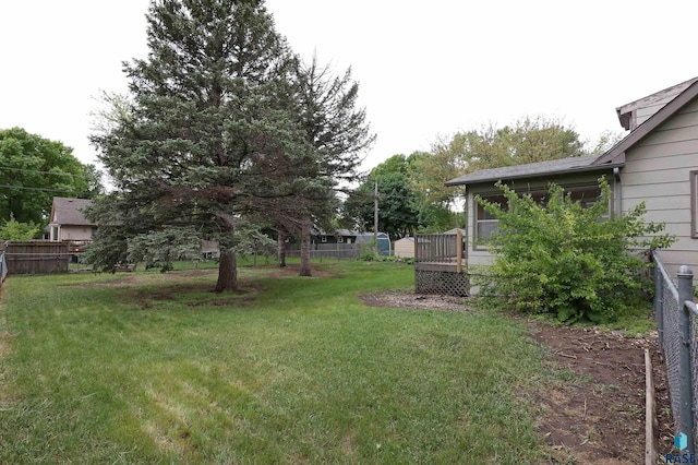 6905 W 6th St, Sioux Falls, SD 57107 - view of yard