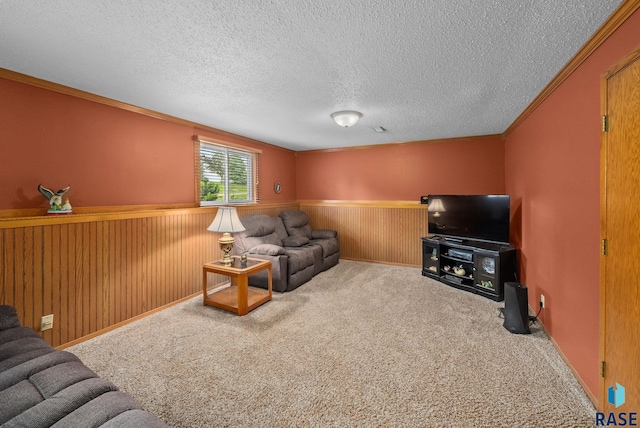 4401 E 28th St, Sioux Falls, SD 57103 - living area with wainscoting, ornamental molding, carpet, and a textured ceiling