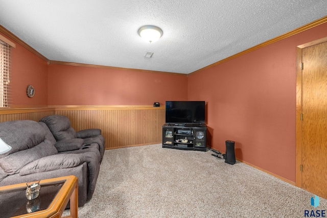 4401 E 28th St, Sioux Falls, SD 57103 - living area with a textured ceiling, wainscoting, carpet floors, and ornamental molding