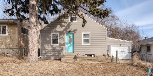 316 S Sherman Ave, Sioux Falls, SD 57103 - view of front facade featuring entry steps