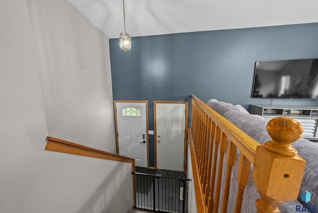 800 N Poplar Ave, Tea, SD 57064 - entrance foyer with lofted ceiling