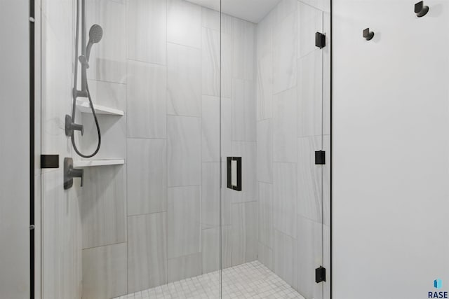 26646 461st Ave, Hartford, SD 57033 - full bathroom with a stall shower