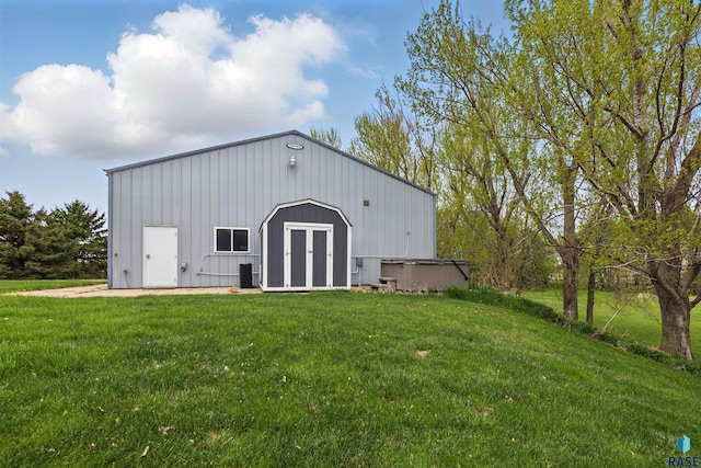 26646 461st Ave, Hartford, SD 57033 - view of outbuilding featuring a hot tub
