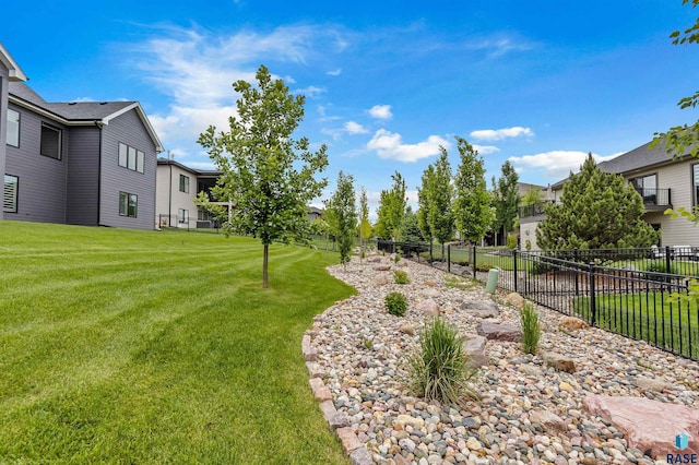 7324 E Twin Pines Ct, Sioux Falls, SD 57110 - view of yard
