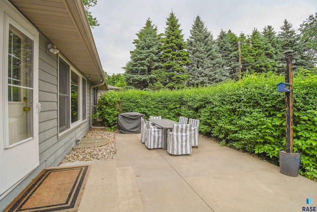 2804 S 1st Ave, Sioux Falls, SD 57105 - view of patio / terrace