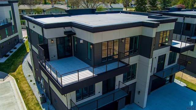 2720 S Oriya Pl, Sioux Falls, SD 57106 - view of building exterior