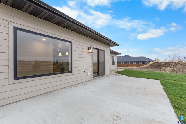 7309 E Shadow Pine Cir, Sioux Falls, SD 57110 - view of patio / terrace