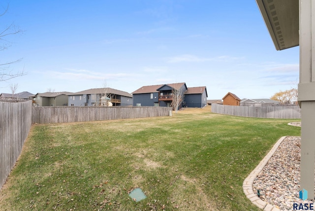 7005 E Archstone St, Sioux Falls, SD 57110 - view of yard with a residential view