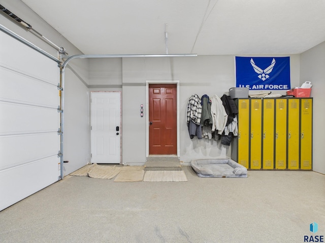 577 60th Ave, Beaver Creek, MN 56116 - view of garage
