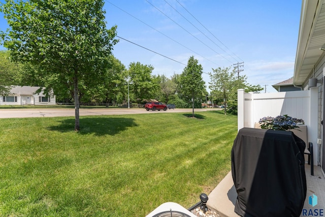 872 S Sycamore Ave Unit 3, Sioux Falls, SD 57110 - view of yard