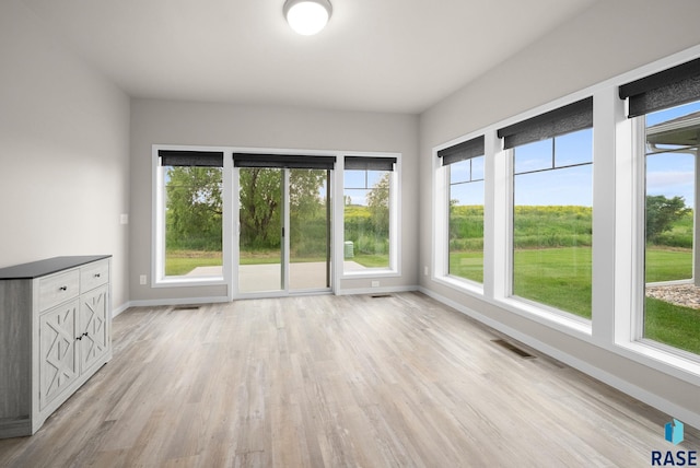 9001 W Rathburn St, Sioux Falls, SD 57103 - view of unfurnished sunroom