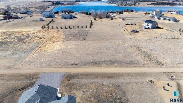 2 Reed Ct, Canistota, SD 57012