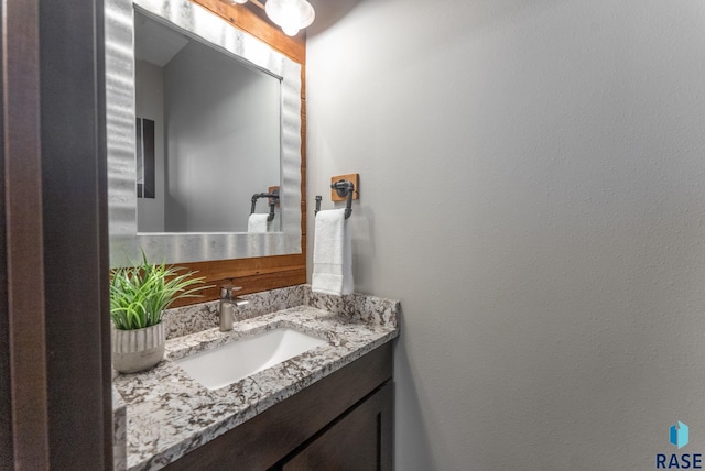 2101 S Meadowview Ave, Sioux Falls, SD 57110 - bathroom featuring vanity