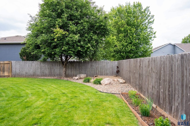 204 W Mountain Ash St, Brandon, SD 57005 - view of fenced backyard