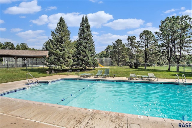 7604 E Palomino Rd, Sioux Falls, SD 57110 - community pool featuring a patio