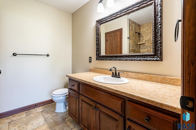 5509 E Eastbridge Pl, Sioux Falls, SD 57110 - full bath with vanity and tiled shower