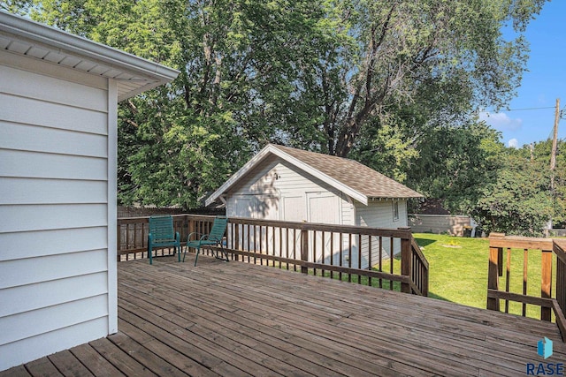 229 N Trapp Ave, Sioux Falls, SD 57104 - deck featuring a yard and a storage shed