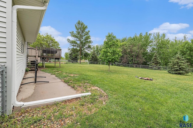 5909 W Bakker Park Dr, Sioux Falls, SD 57106 - view of yard featuring a wooden deck