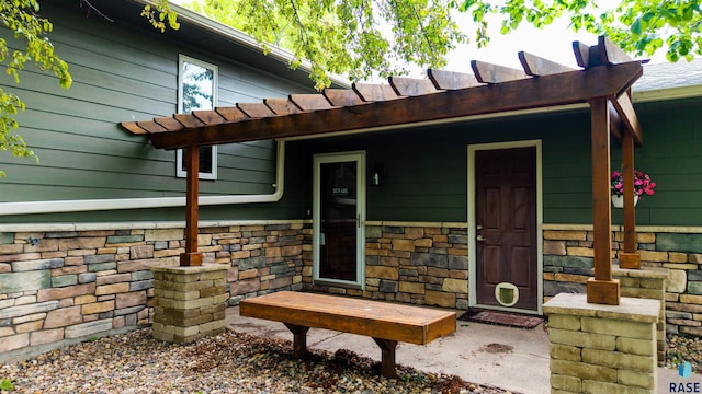 26481 487th Ave, Valley Springs, SD 57068 - view of exterior entry featuring stone siding