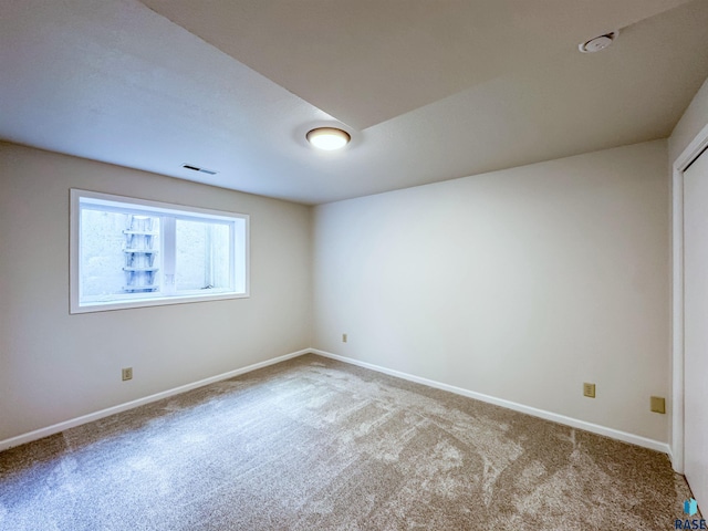 1708 E Ash Grove Cir, Sioux Falls, SD 57108 - unfurnished room featuring carpet floors