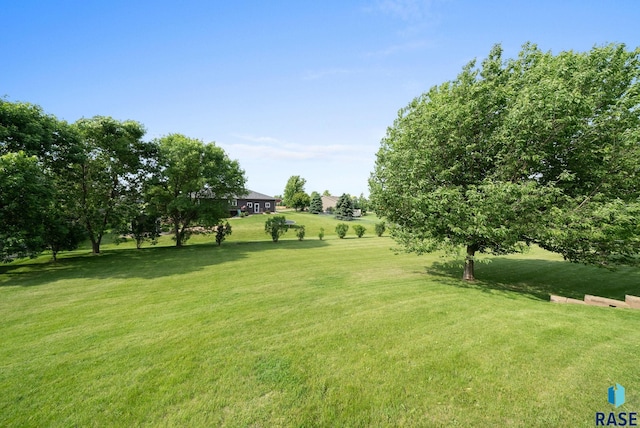 301 W 6th St, Crooks, SD 57020 - view of green lawn