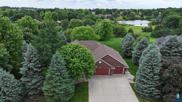 6811 E Split Rock Cir, Sioux Falls, SD 57110 - view from above of property with a large body of water